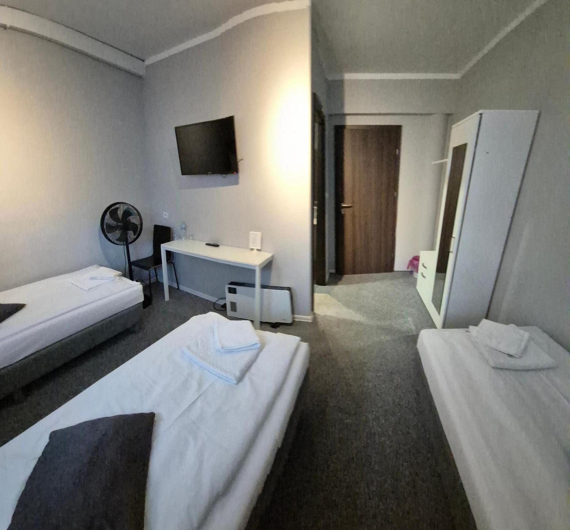 City Rooms Szczecin Bed & Breakfast *